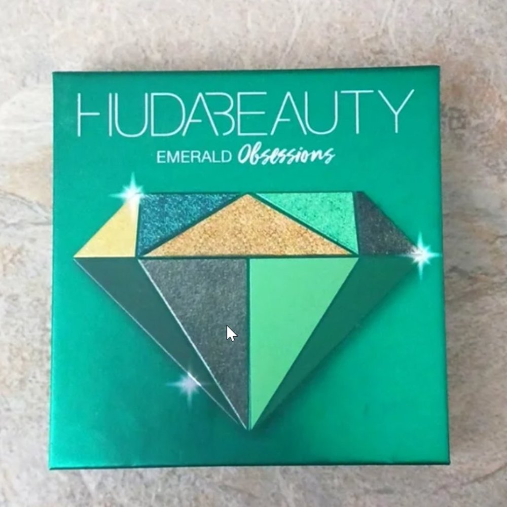 HUDA BEAUTY Obsessions Eyeshadow Palette - EMERALD